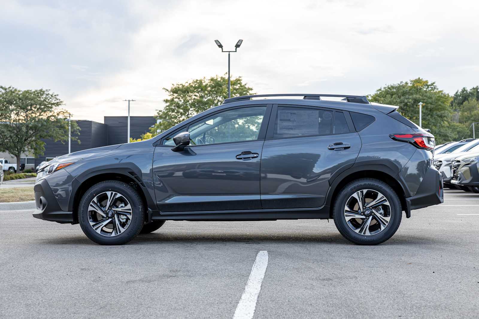 2025 Subaru Crosstrek Premium photo 2