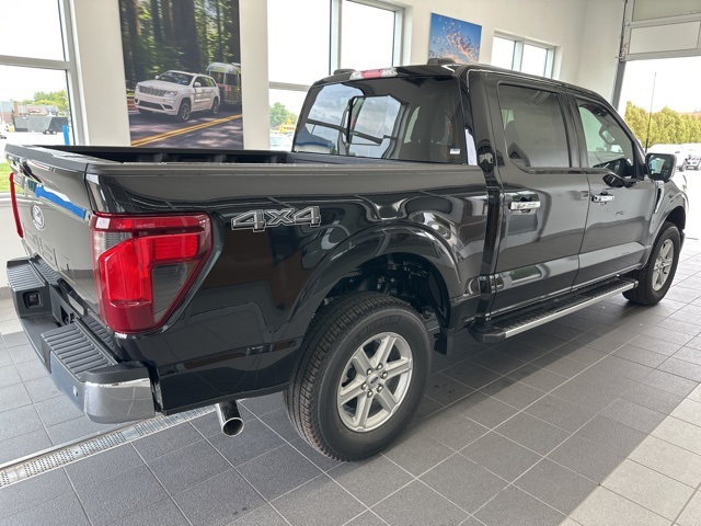 2025 Ford F-150 XLT photo 7