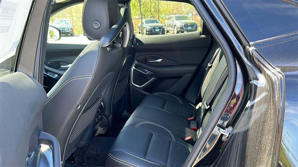2024 Jaguar E-PACE R-Dynamic SE photo 24