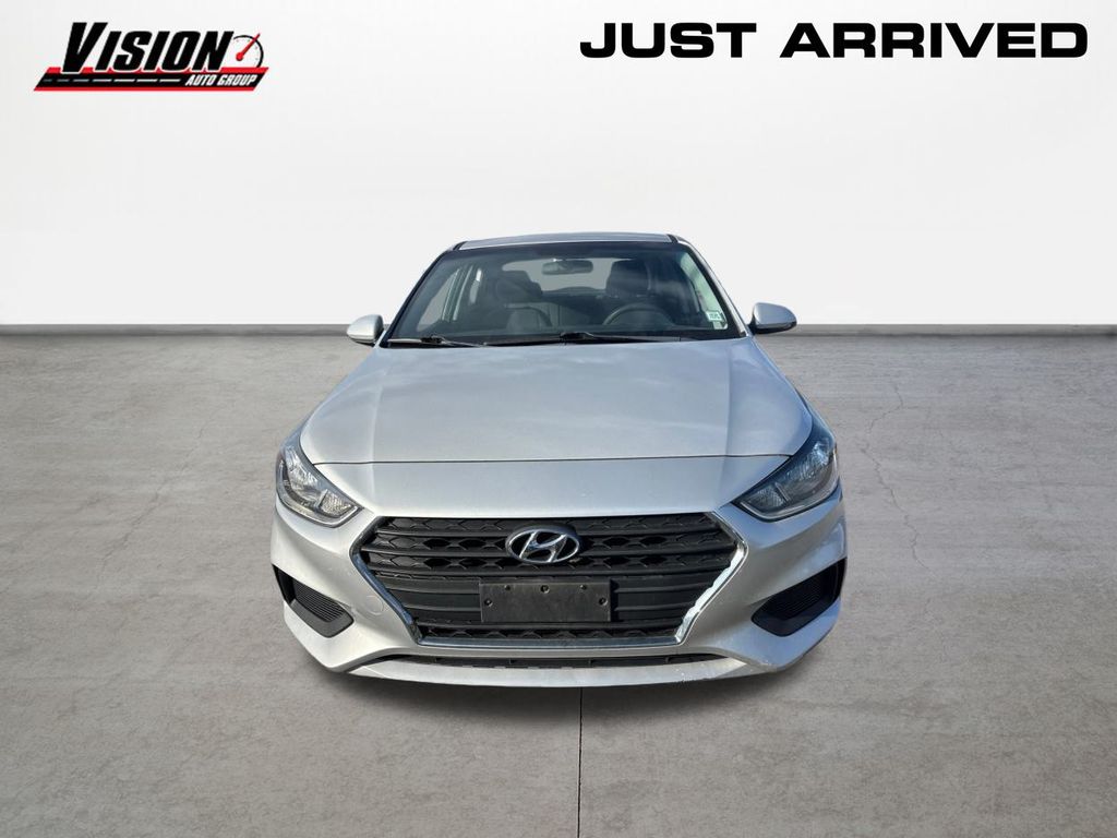 2018 Hyundai Accent SE photo 2