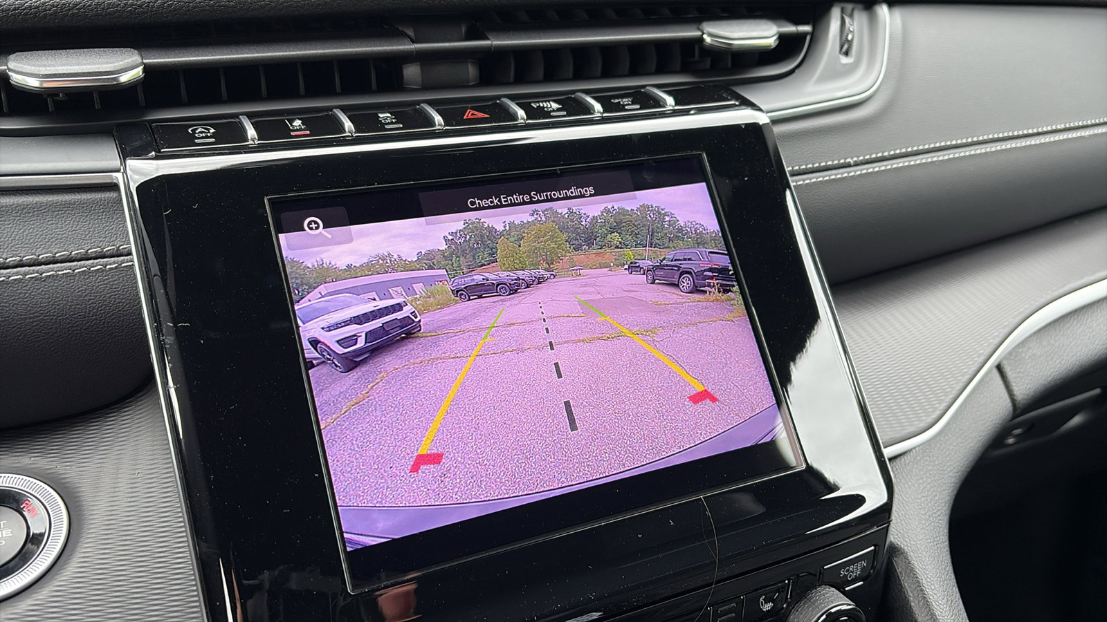 2025 Jeep Grand Cherokee Laredo Altitude X photo 14