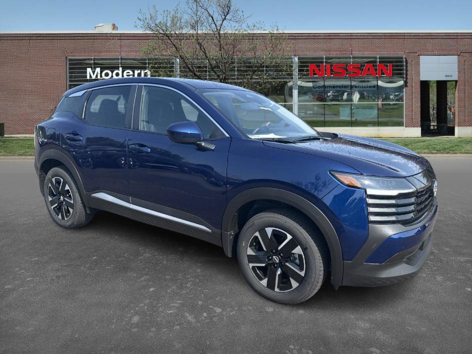 2025 Nissan Kicks SV photo 5