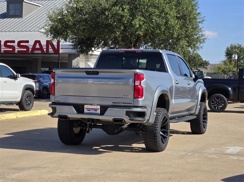 2023 Chevrolet Silverado 1500 RST photo 4