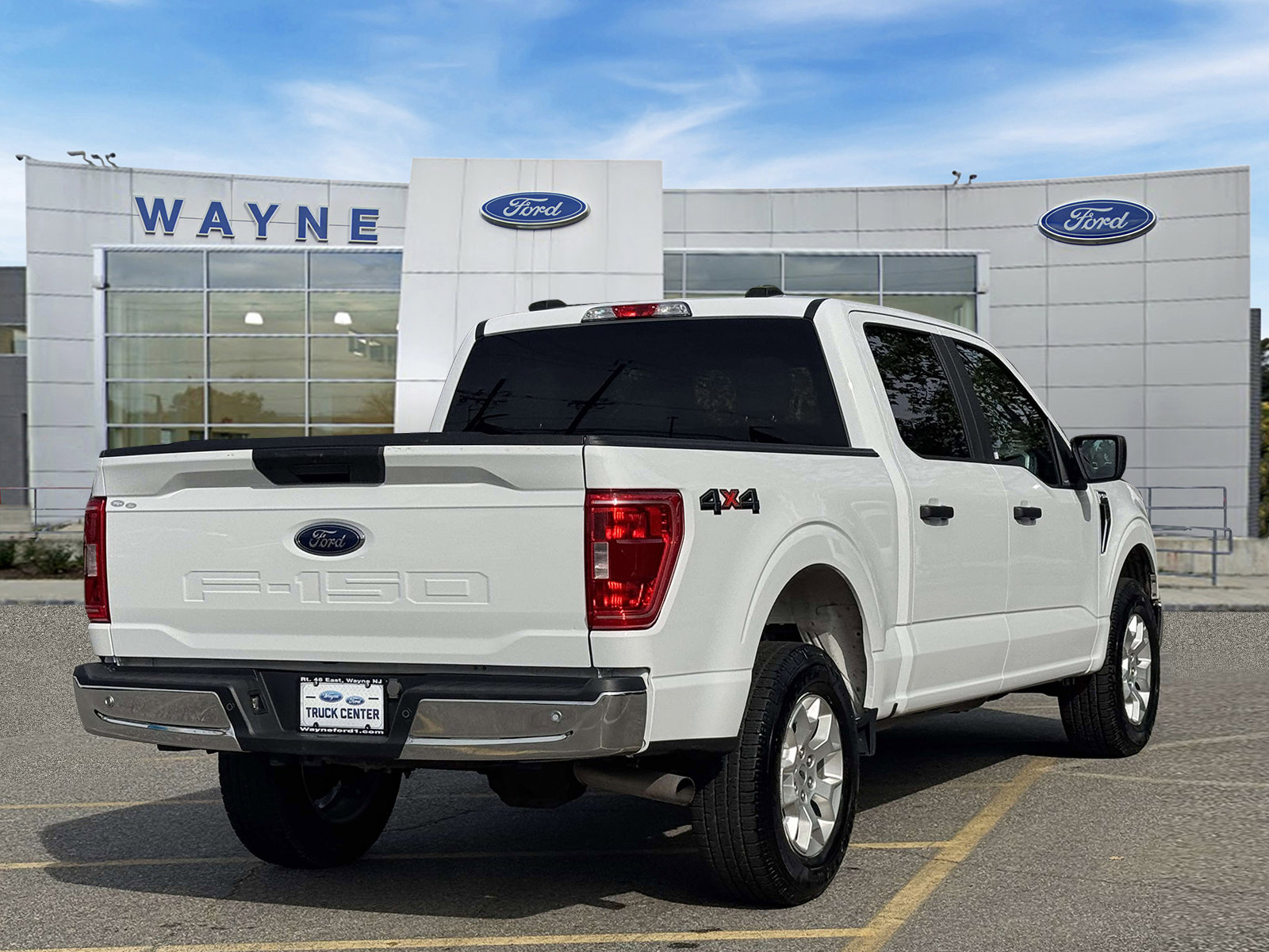 2023 Ford F-150 XLT photo 3