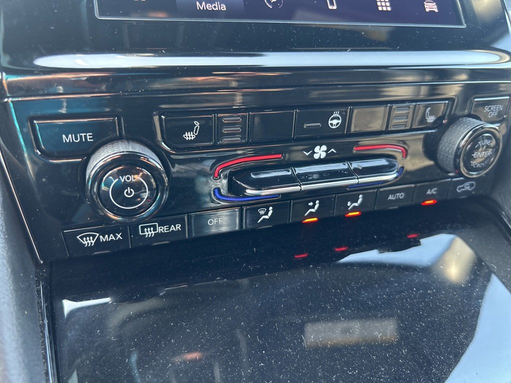 2022 Jeep Grand Cherokee Altitude photo 25