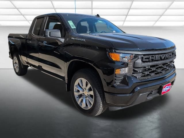2026 Chevrolet Silverado 1500 Custom's photo