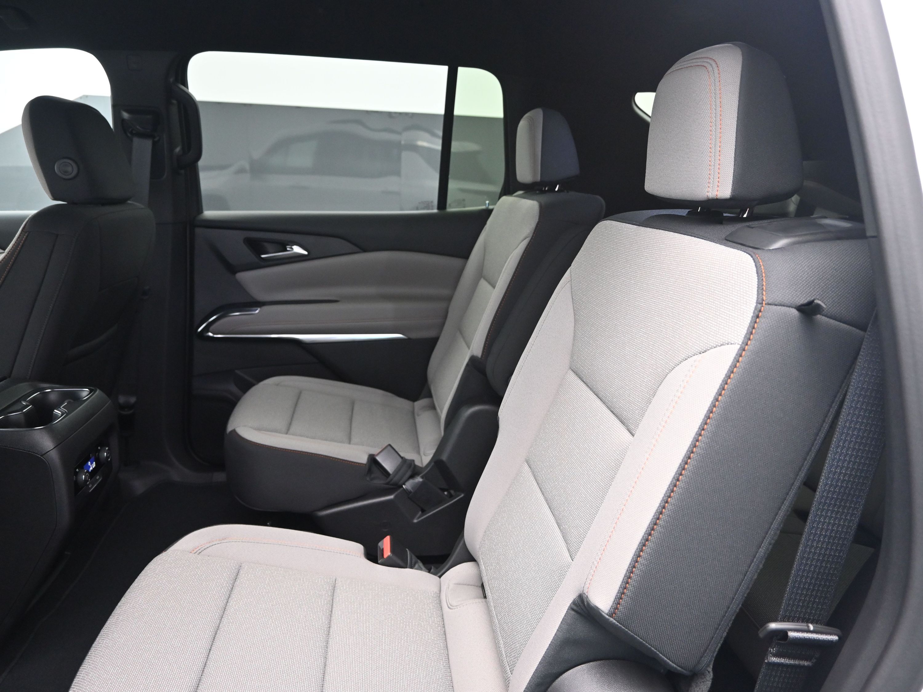 2026 Chevrolet Traverse photo 10