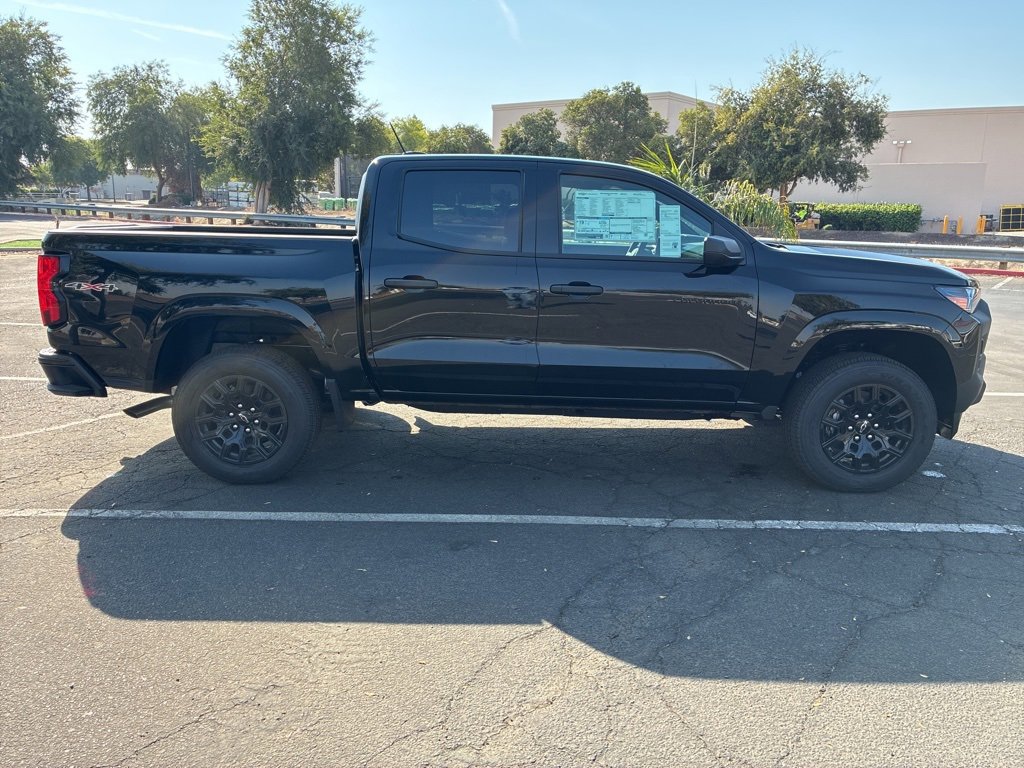 2026 Chevrolet Colorado Work Truck photo 2