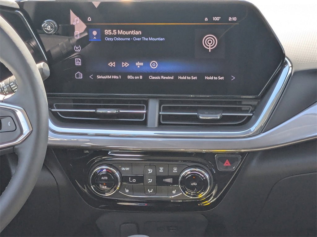 2025 Chevrolet Trax ACTIV photo 14