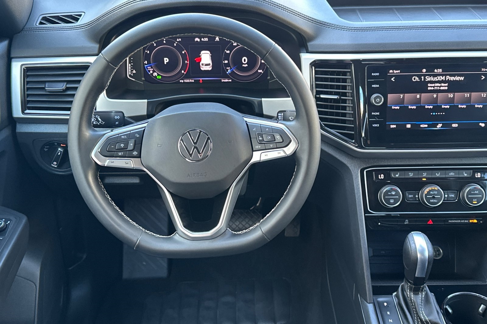 2022 Volkswagen Atlas Cross Sport V6 SE Technology photo 14