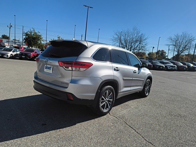 2018 Toyota Highlander XLE photo 3