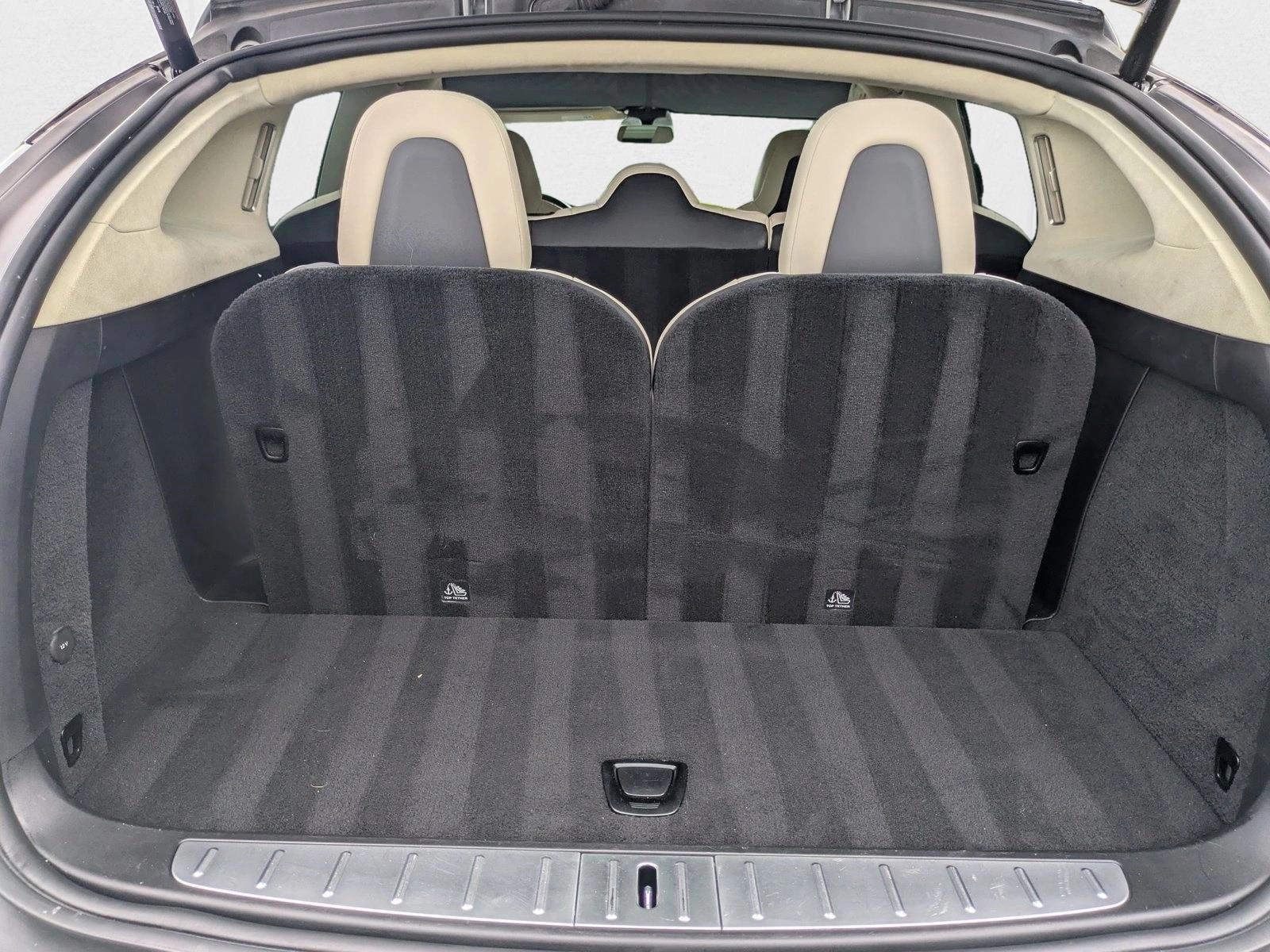 2018 Tesla Model X 75D photo 18