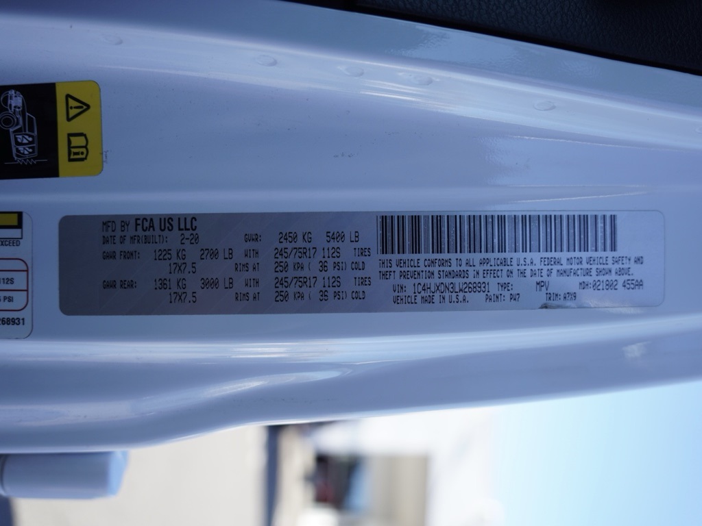 Used 2020 White Jeep Unlimited Sport S image 3