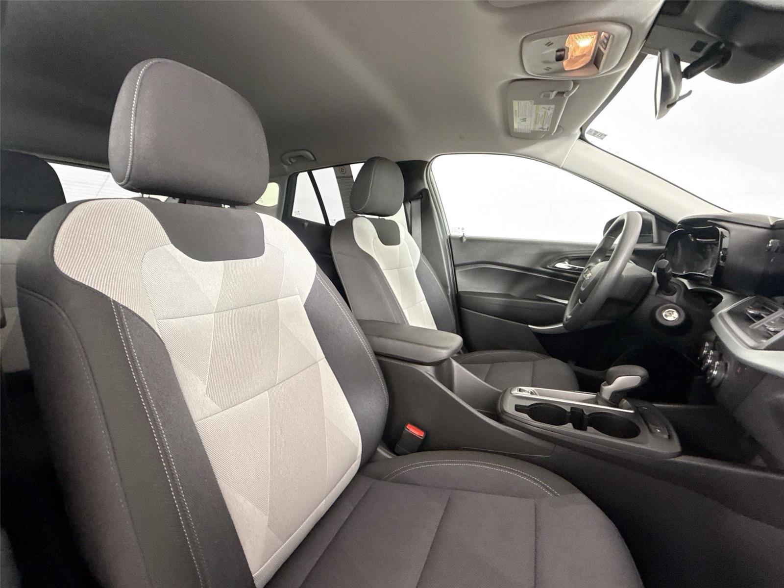 2024 Chevrolet Trax LS photo 29