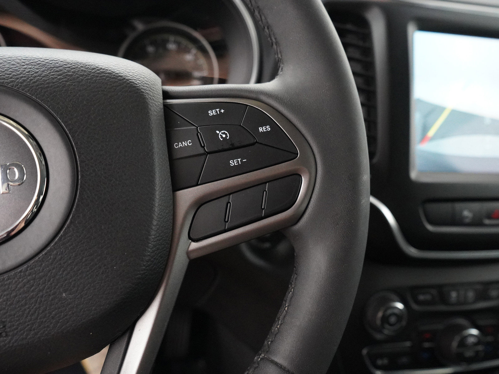 2021 Jeep Cherokee Altitude Latitude Lux photo 22