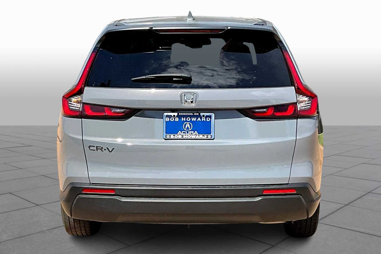 2025 Honda CR-V LX photo 4