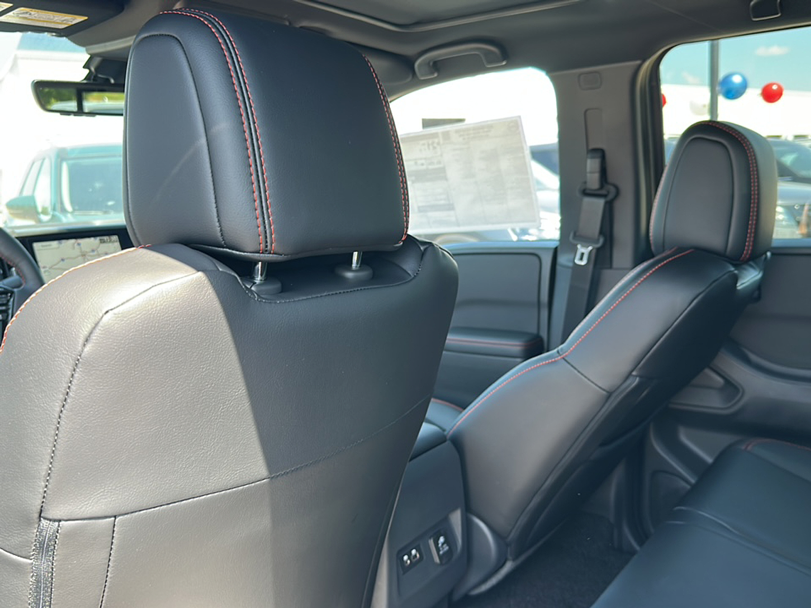 2026 Nissan Frontier Crew Cab PRO-X photo 3