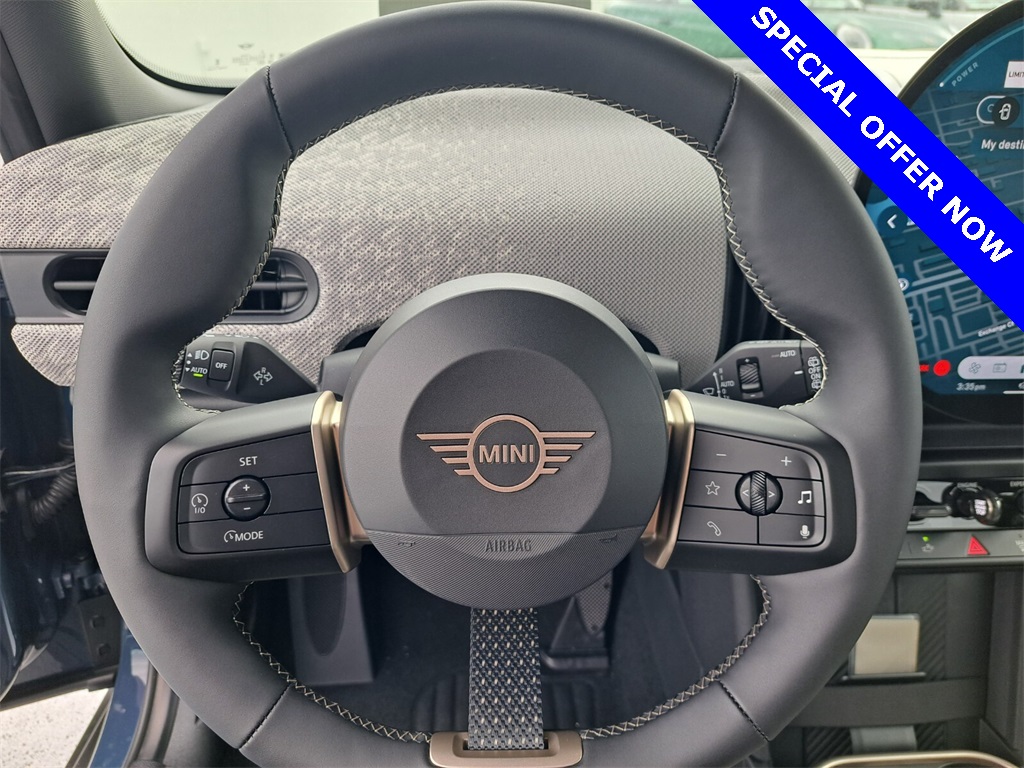 2025 Mini Cooper 4 Door Hardtop Signature photo 17