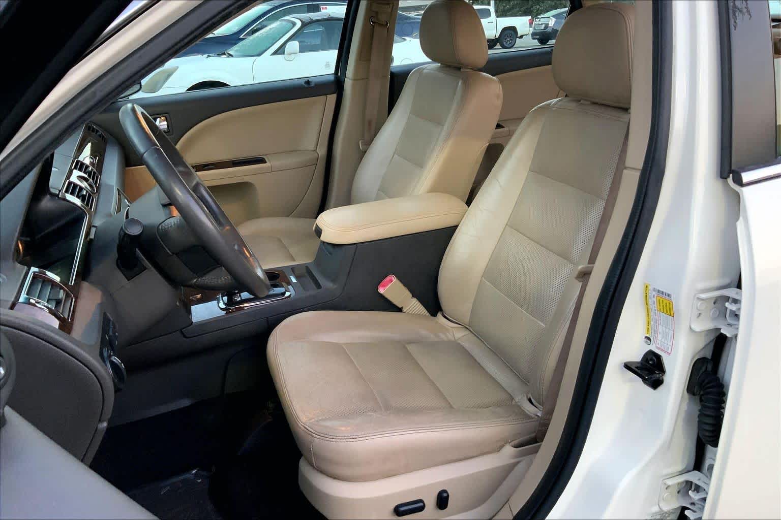 Image of Pre-Owned 2009 Ford Taurus Limited