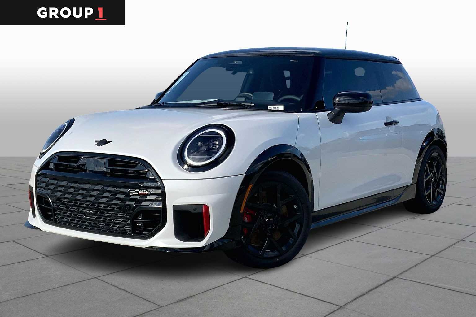 2026 MINI Hardtop 2 Door's photo