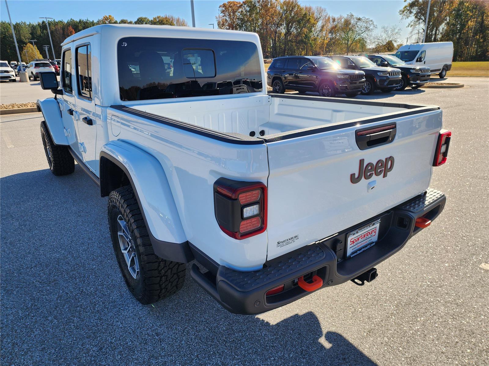 2026 Jeep Gladiator Mojave photo 3