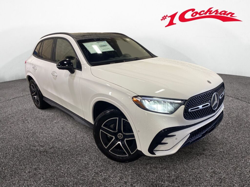 2026 Mercedes-Benz GLC Base's photo