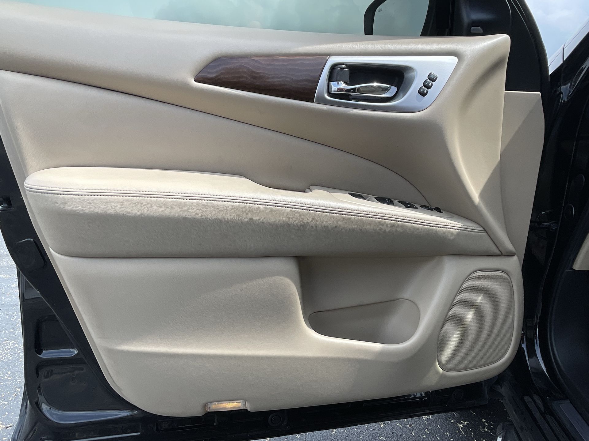 2019 Nissan Pathfinder Platinum photo 55