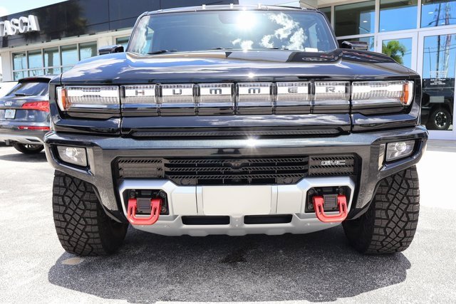 2024 Gmc Hummer EV SUV photo 2