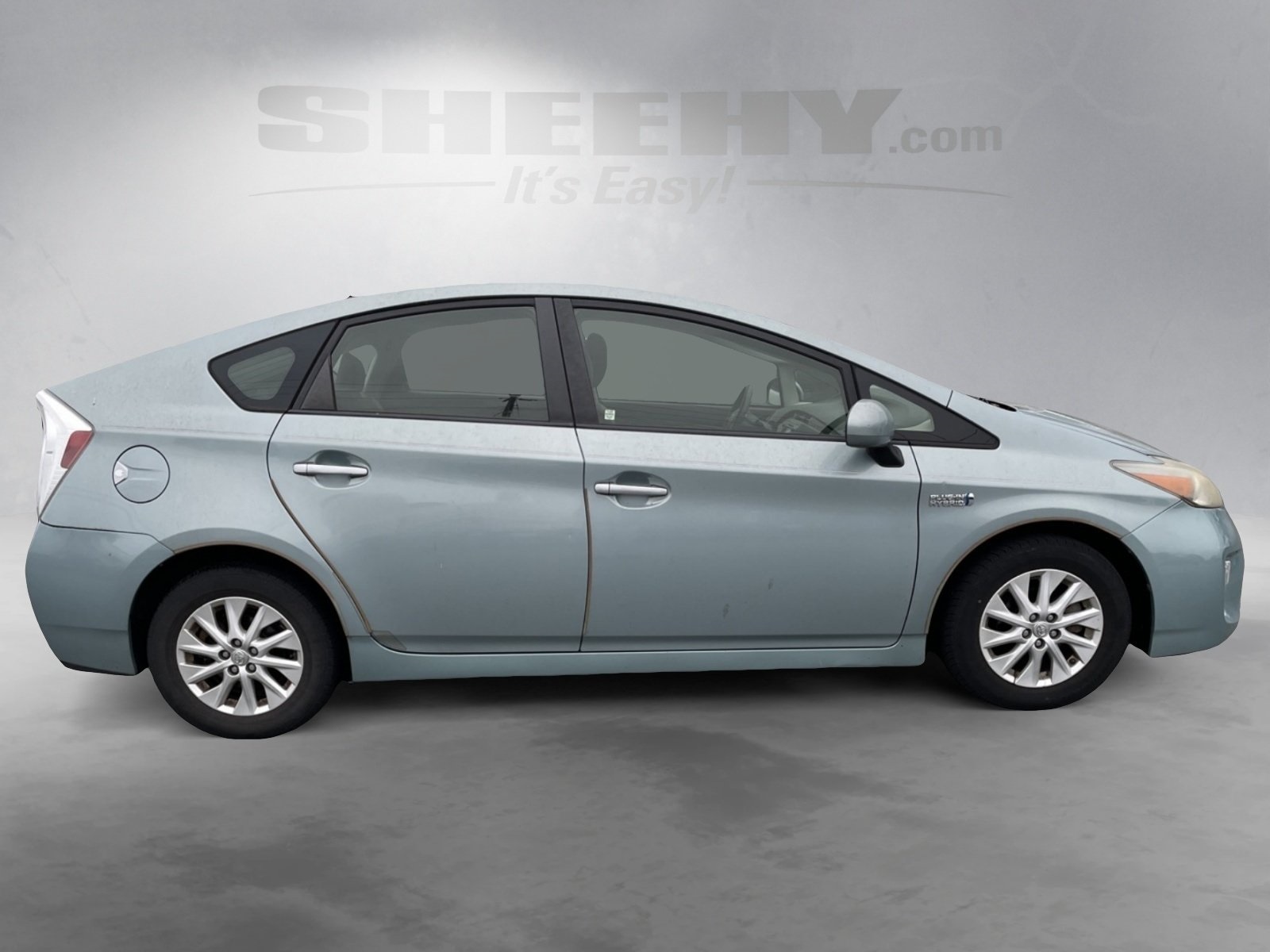 2013 Toyota Prius Plug-in Base photo 2