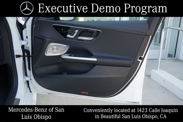 2025 Mercedes Benz C 300 photo 13