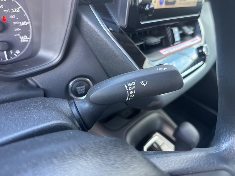 2025 Toyota Corolla LE photo 24