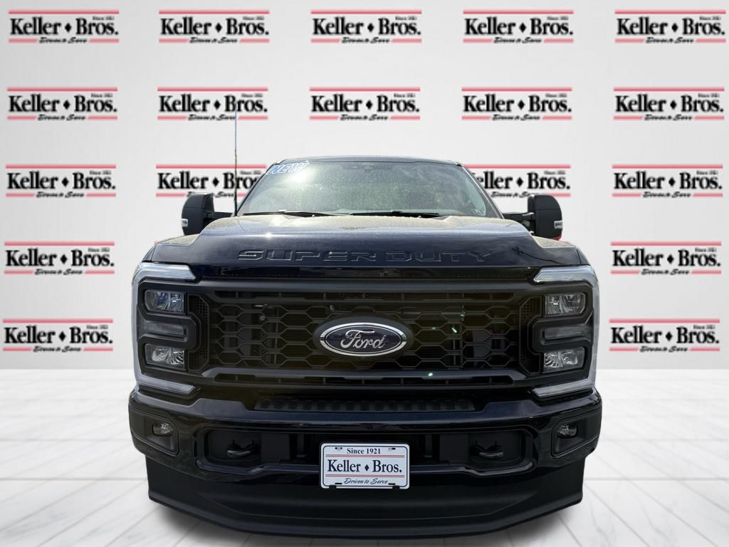 2025 Ford F-350 XL photo 2