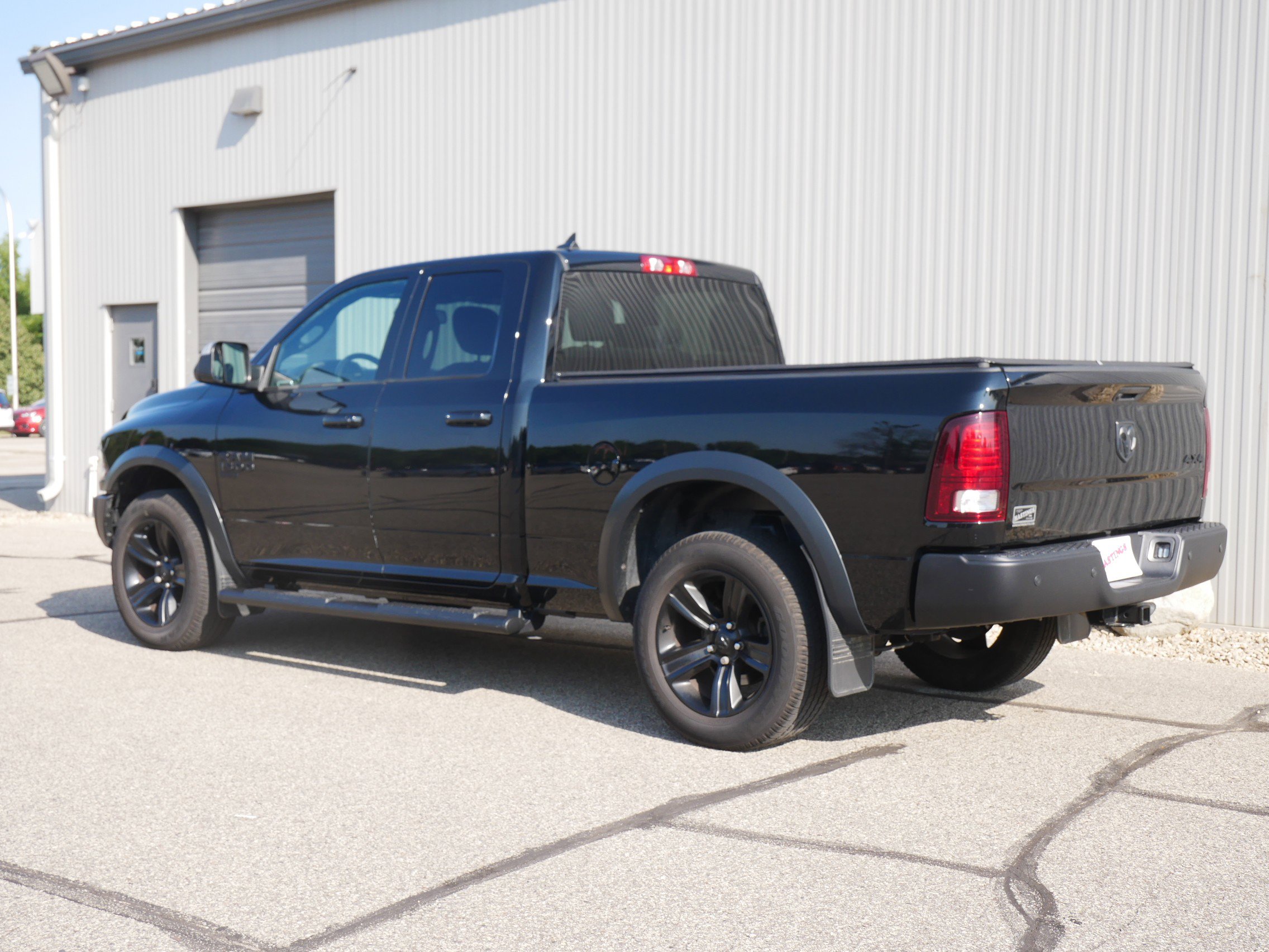 2022 Ram 1500 Classic Warlock photo 3