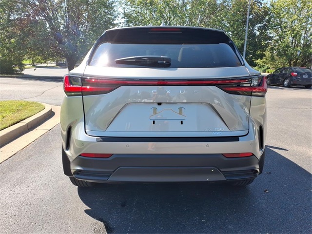 2026 Lexus NX 350 photo 4