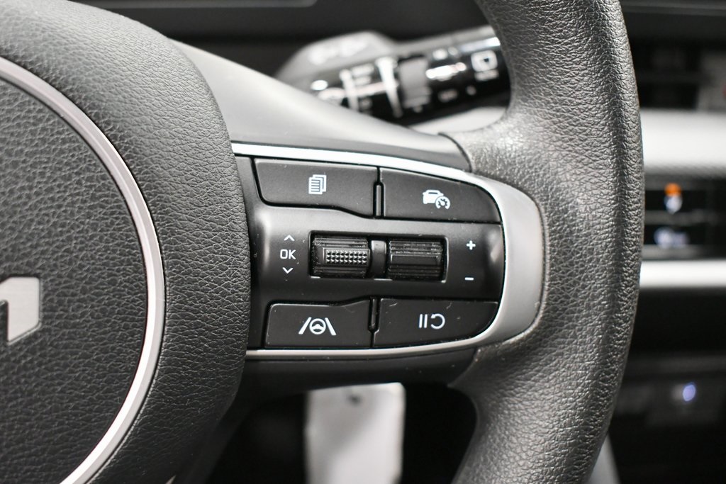 2024 Kia Sportage LX photo 18