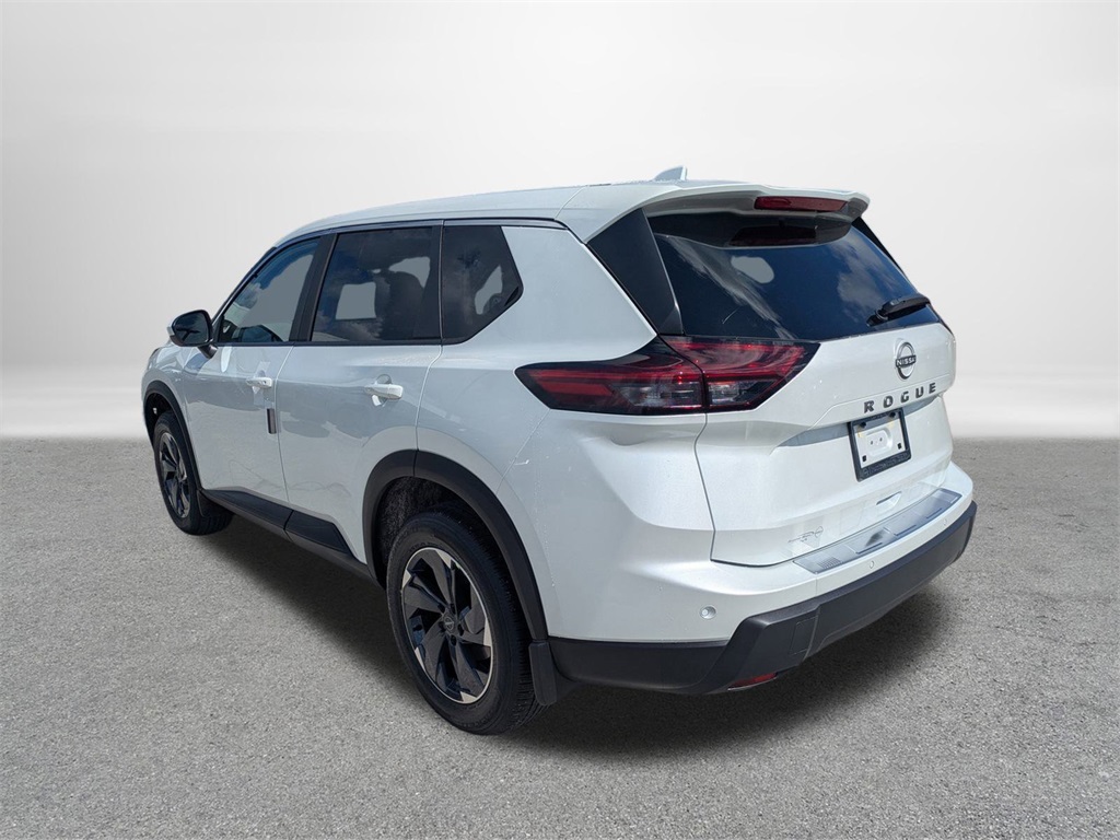 2025 Nissan Rogue SV photo 5