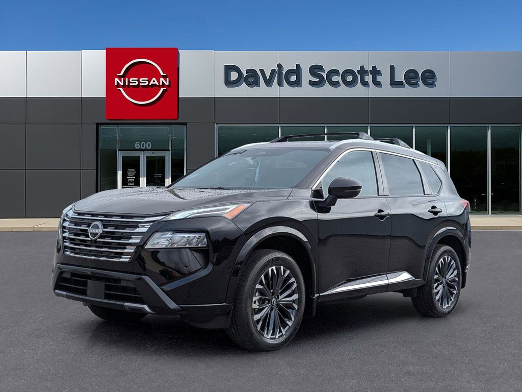 2026 Nissan Rogue Platinum's photo