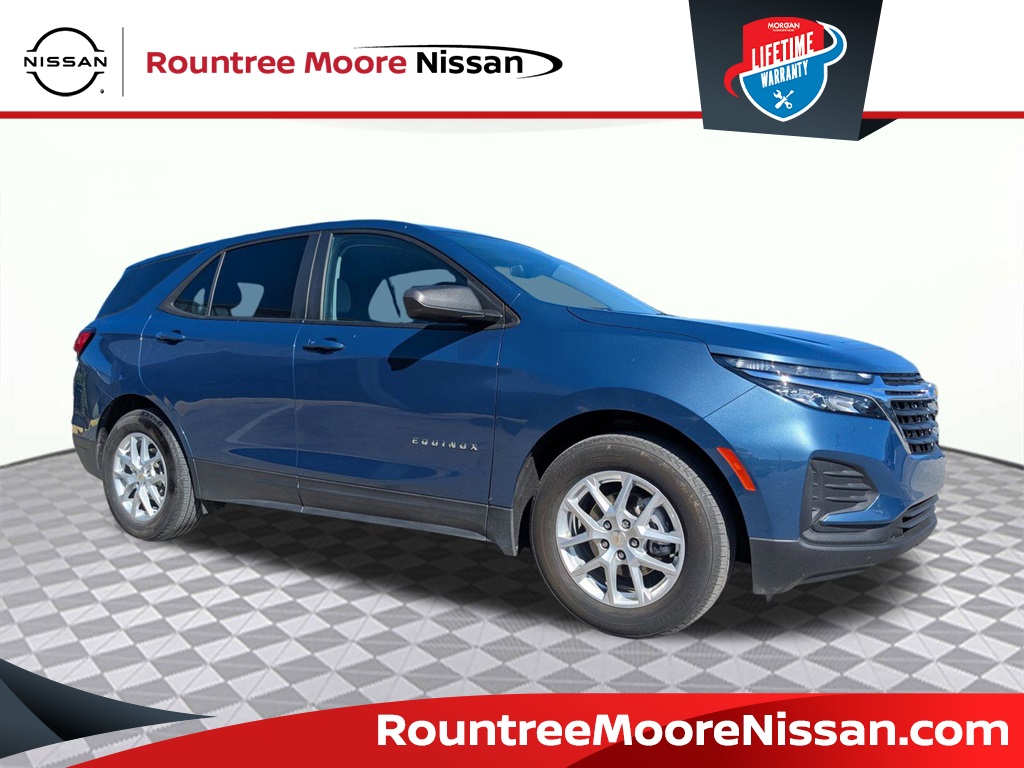 2024 Chevrolet Equinox LS's photo