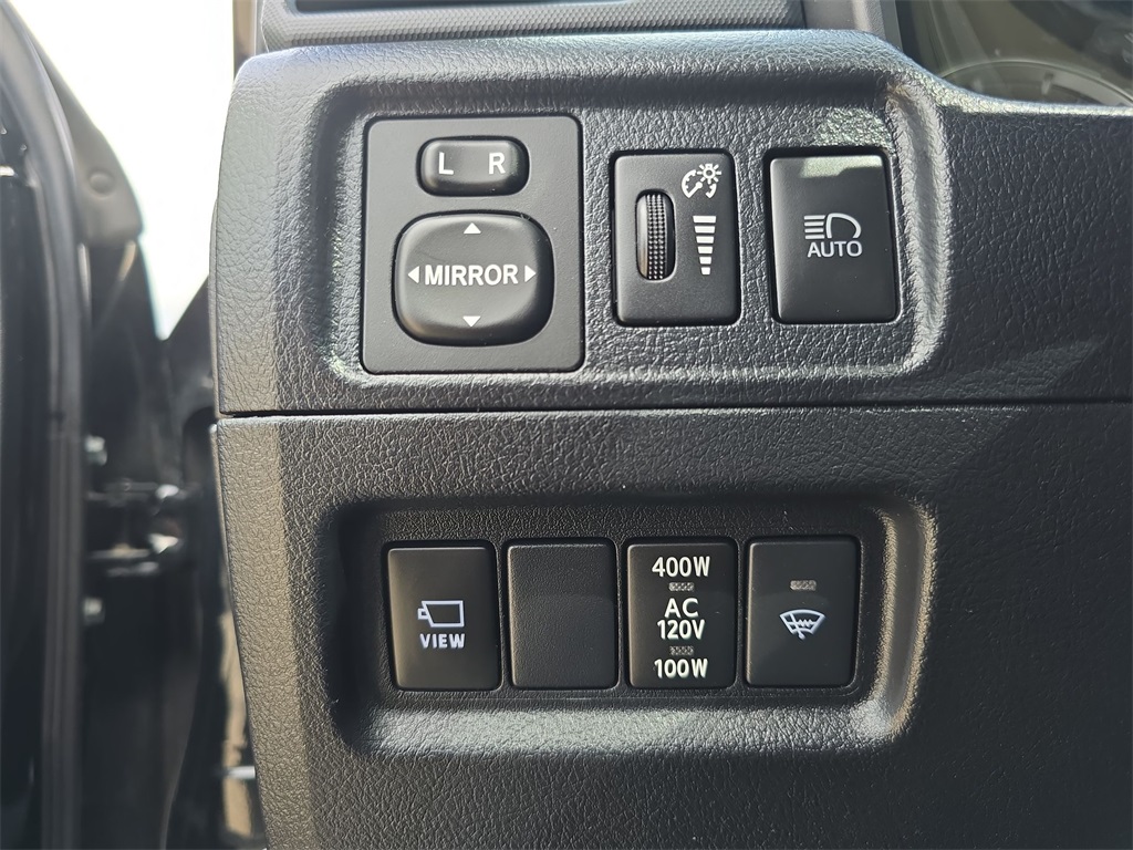 2022 Toyota 4Runner Limited photo 21
