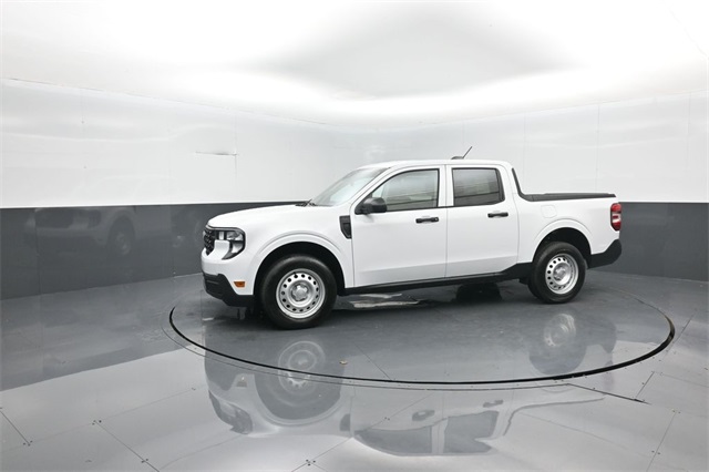 2026 Ford Maverick XL photo 2