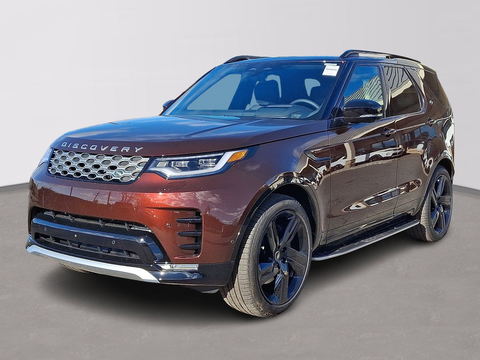 2026 Land Rover Discovery Gemini Edition's photo