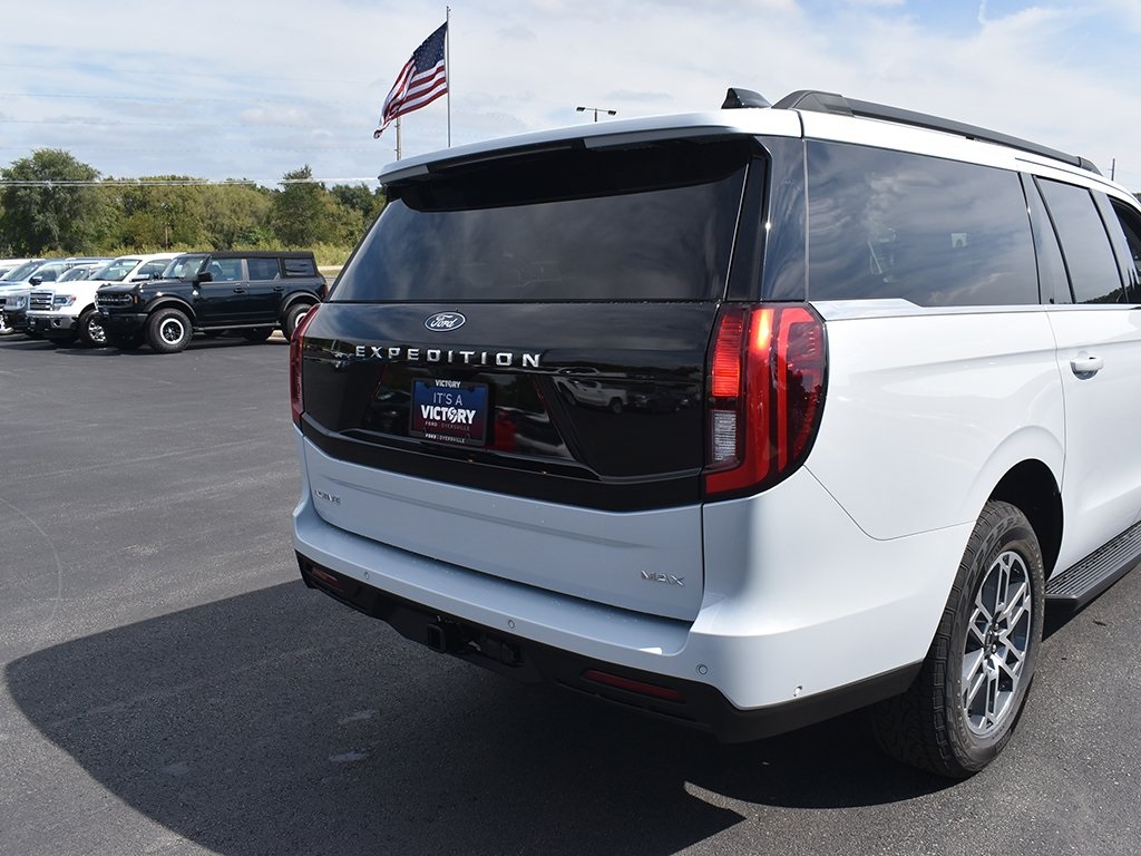 2025 Ford Expedition MAX photo 31
