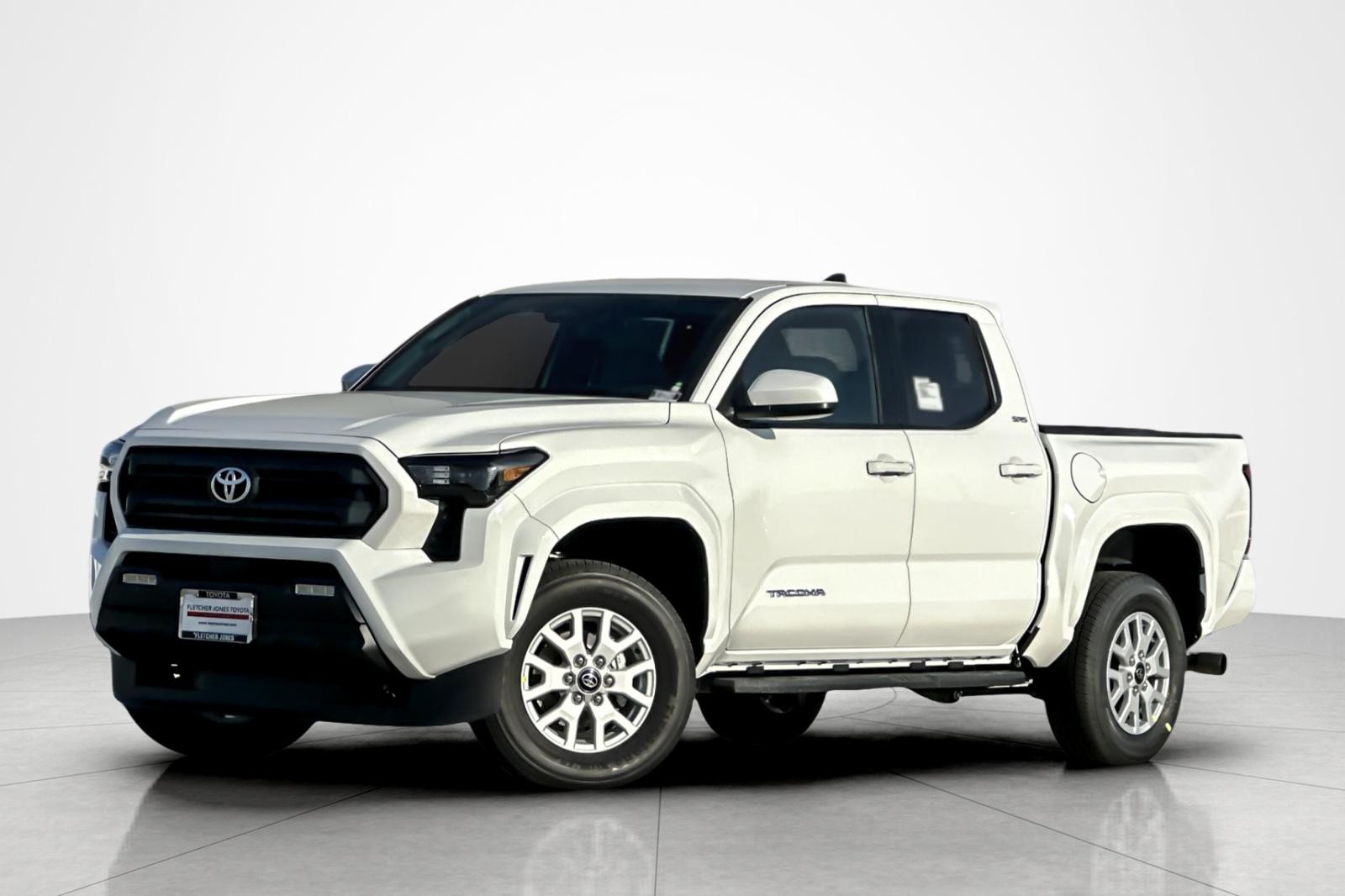 2026 Toyota Tacoma SR5's photo