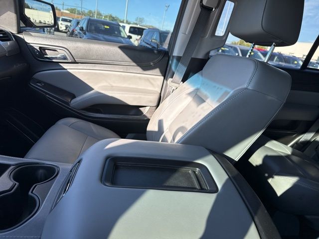 2018 Chevrolet Tahoe LT photo 16