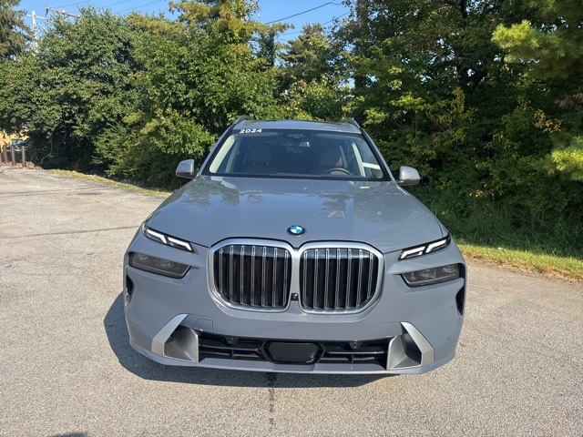 2024 Bmw X7 xDrive40i photo 2