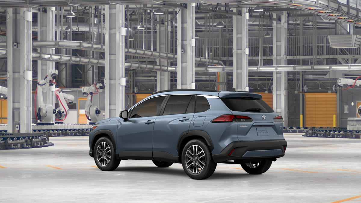 2026 Toyota Corolla Cross XLE photo 3