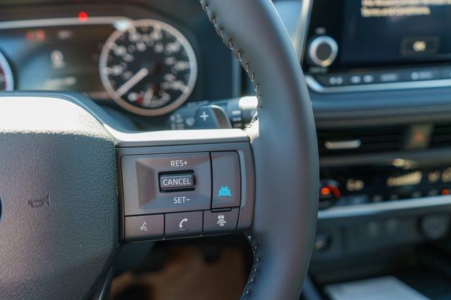 2026 Nissan Rogue SV photo 18