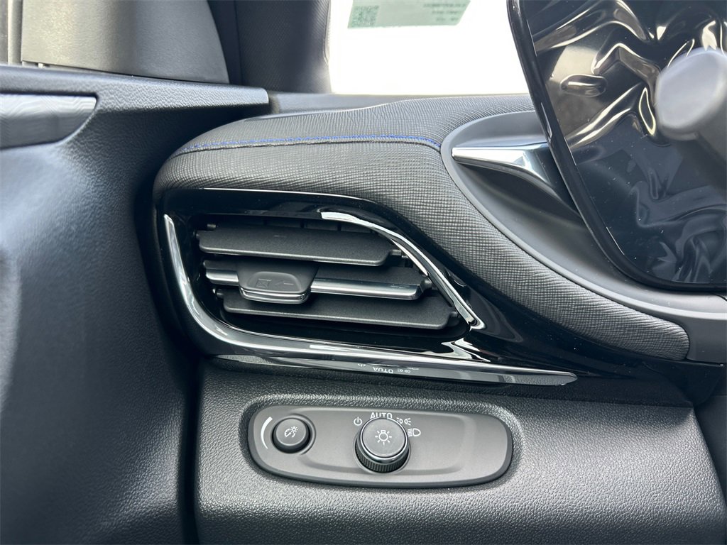 2026 BUICK ENVISTA - Image 17