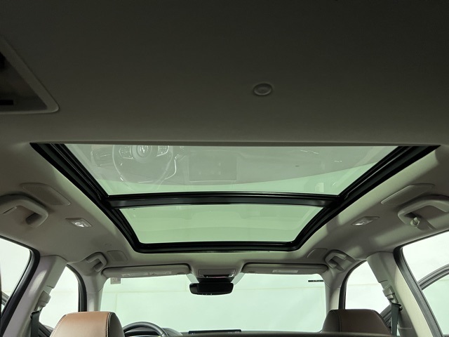 2025 Acura MDX SH-AWD Advance photo 12
