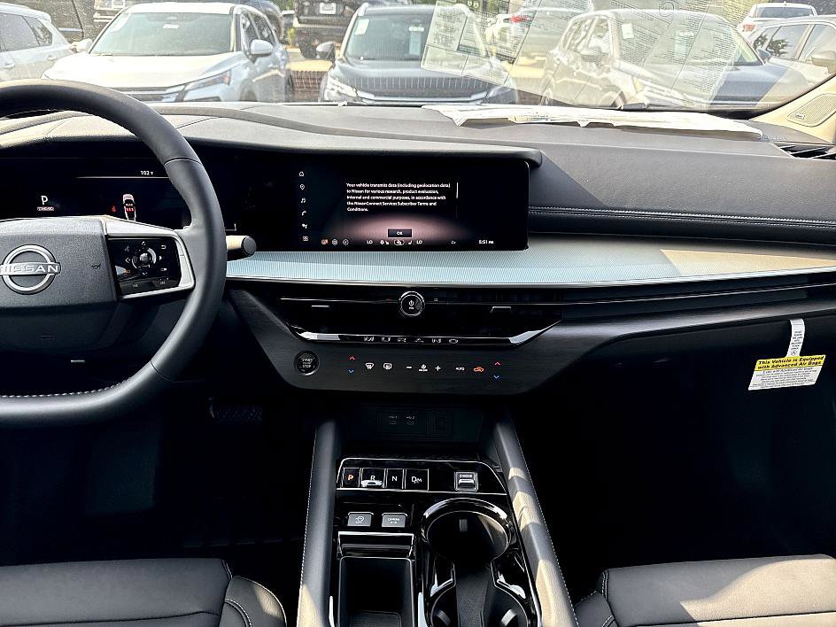 2025 Nissan Murano SL photo 15